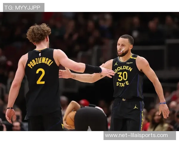 勇士遭遇重大打击库里左腿筋拉伤将缺席本场比赛